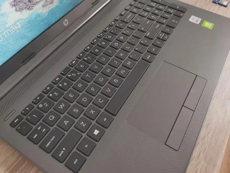 Wyłączanie klawiatury w laptopie